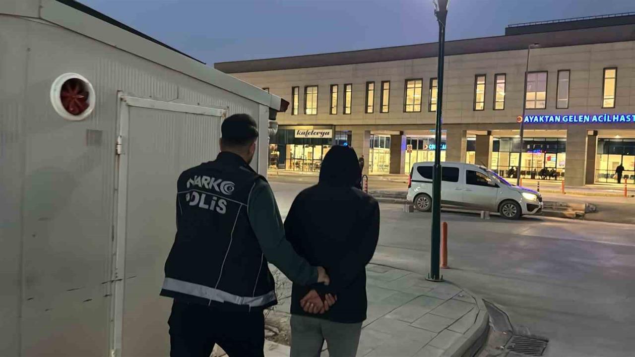 Adıyaman Merkez'de Yapılan Uyuşturucu Operasyonunda 340 Gram Ele Geçirildi