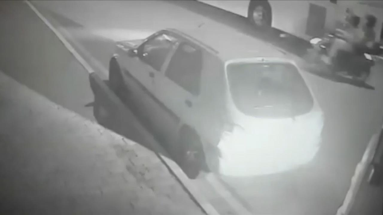 Maltepe'de Bir İş Yerine Motosikletle Yaklaşan İki Şüpheli Tutuklandı