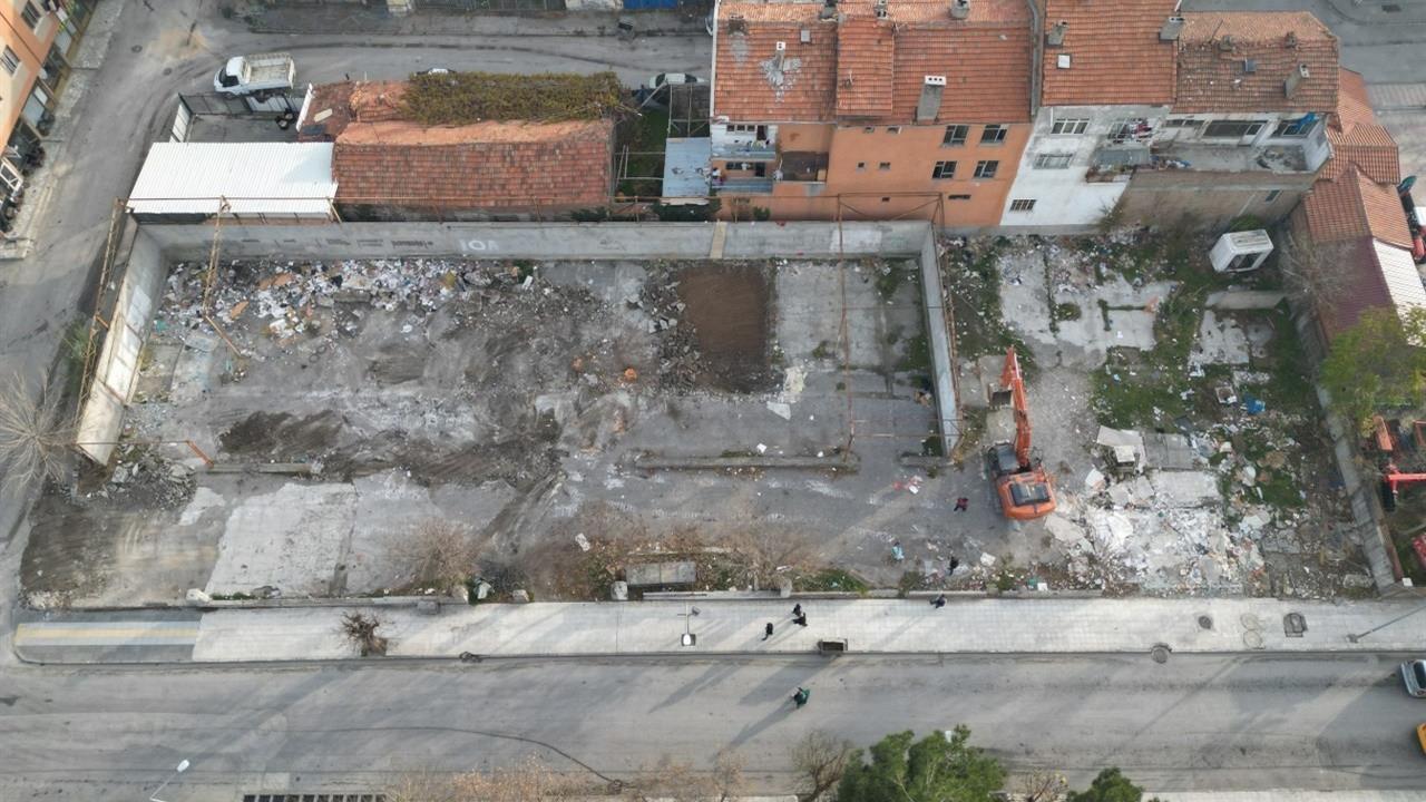 Çorum Merkez'de Eski İtfaiye Alanı Ücretsiz Otoparka Dönüştürülüyor