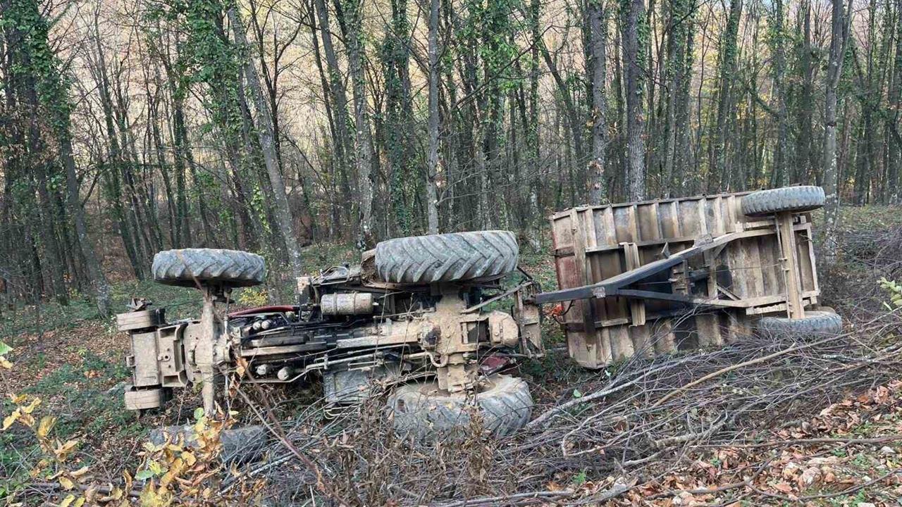Bursa İnegöl'de Devrilen Traktörde Bulunan İki Kişi Yaralandı