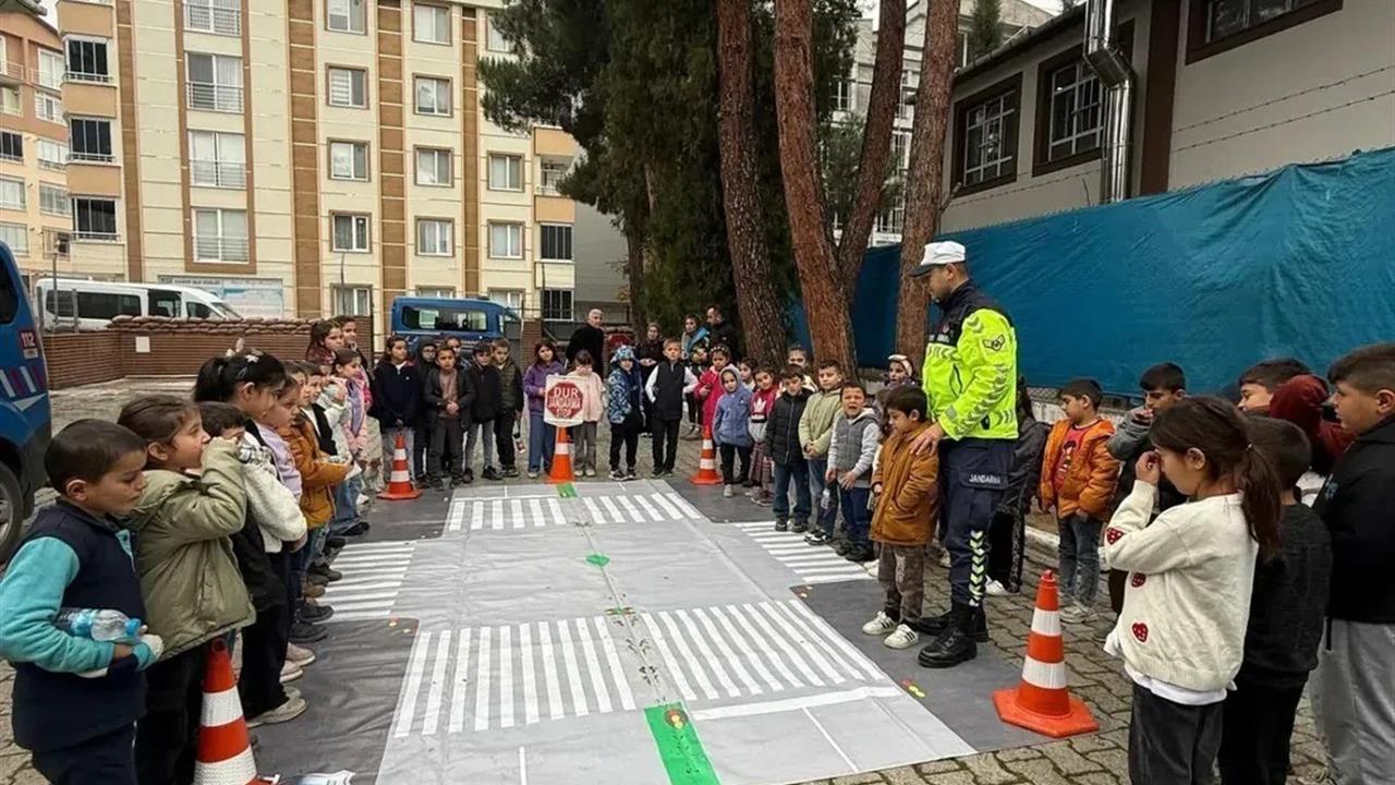 Sinop Boyabat'ta "İlçemizi Tanıyalım" Projesi Kapsamında Etkinlikler Düzenlendi