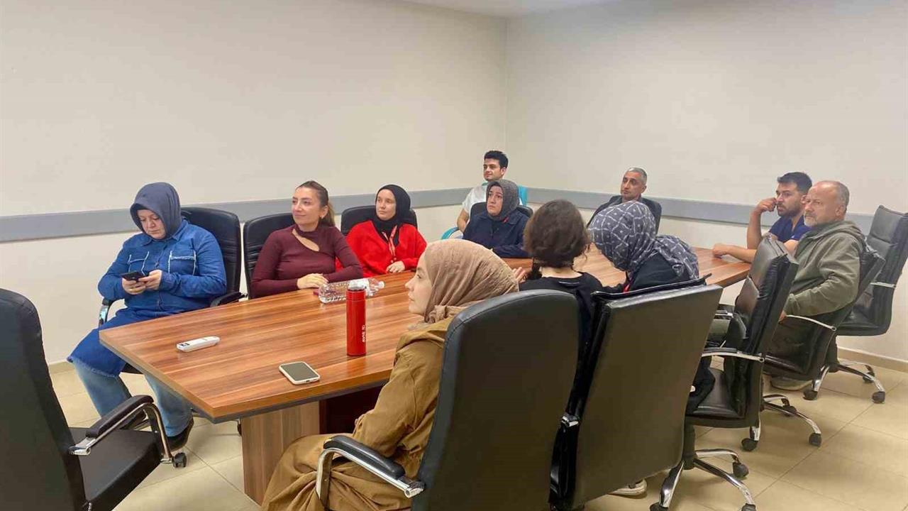 Düzce'de Sağlık Müdürlüğü tarafından Sağlık Personeline Beyaz Kod Eğitimi Düzenlendi