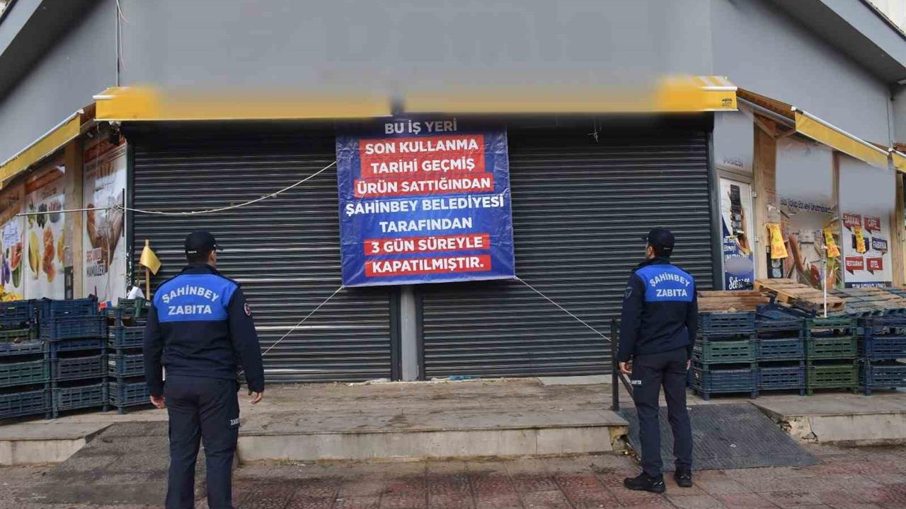 Şahinbey'de Denetimlerde Tarihi Geçmiş Ürün Satan Market Kapatıldı