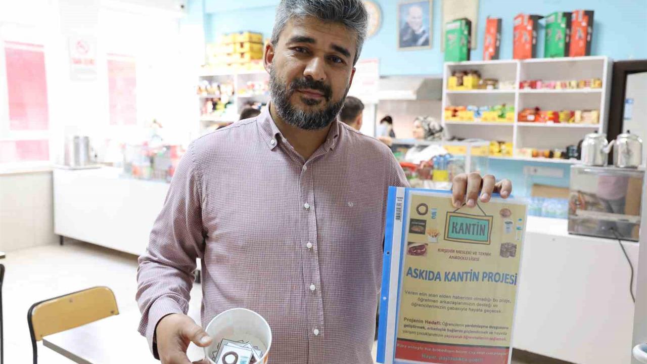 Kırşehir'de Başlatılan Askıda Kantin Projesi ile Öğrencilere Destek Sağlanıyor