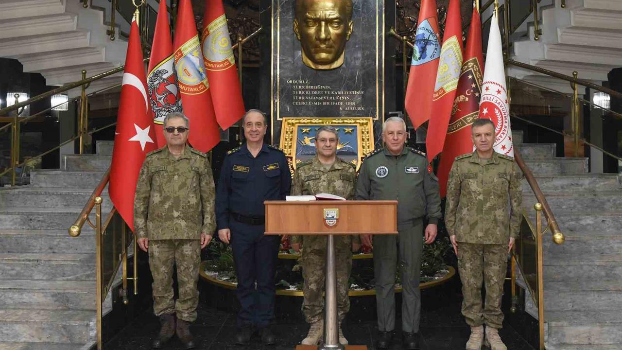 Erzincan'da 3'üncü Ordu Komutanlığı Ziyareti Gerçekleşti