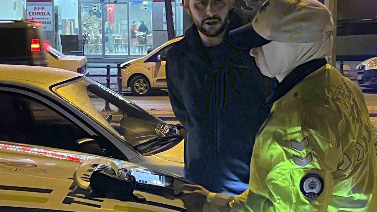 Konya'da Alkollü Araç Kullanımından Ehliyeti Alınan Sürücü, 15 Kilometre Uzaklaştıktan Sonra Durduruldu