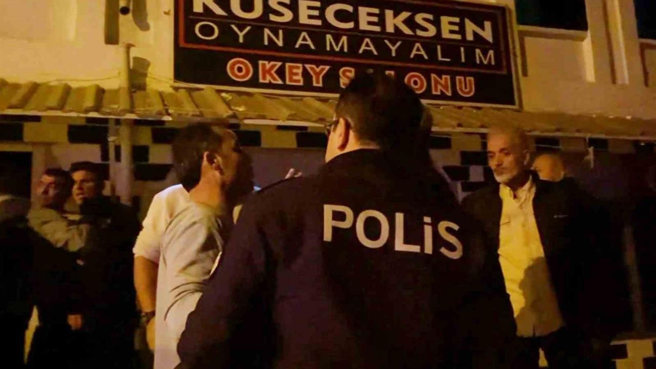 Aksaray'da "Küseceksen Oynamayalım" Kahvehanesinde İki Grup Arasında Kavga Çıktı