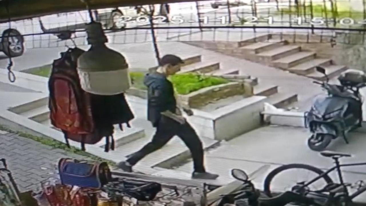 Antalya Alanya'da Apartmana Hırsız Girip Akrobasi Bisikletini Çaldı