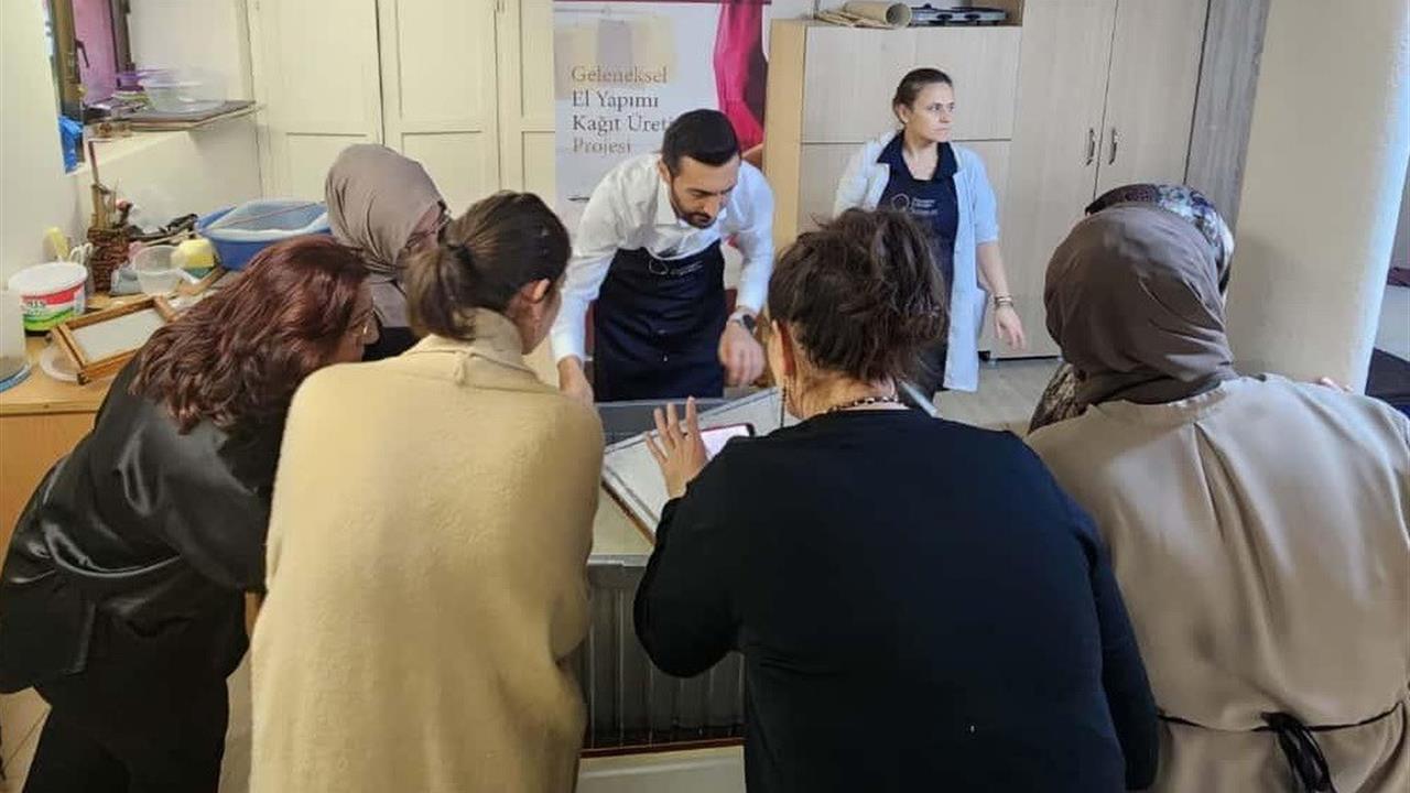 Samsun Olgunlaşma Enstitüsü'nde Kenevir Lifinden Kağıt Yapımı Eğitimi Gerçekleştirildi