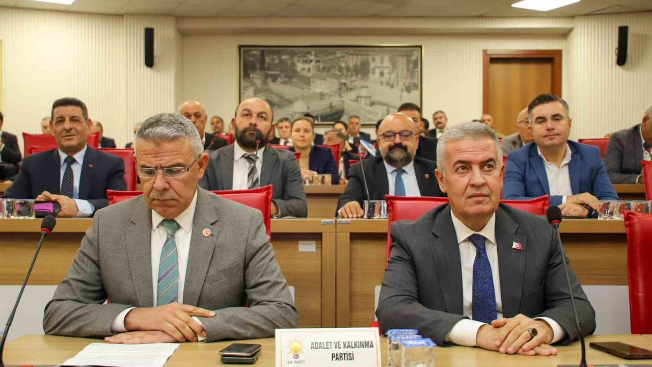 Aydın'da Cenaze ve Defin Hizmetleri Sadece AK Partili Belediyelere Verilecek