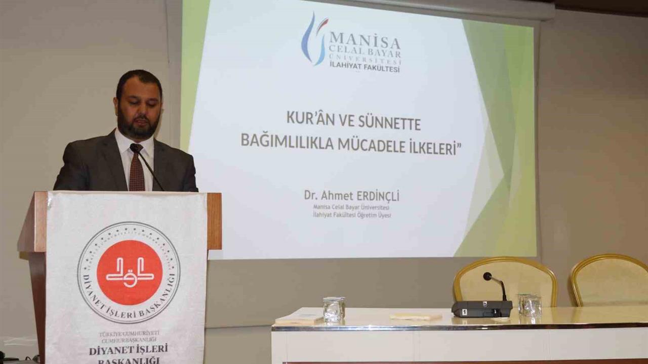 Manisa'da YEDAM Uzmanı Büşra Çiftçi, Sanal Kumar Hakkında Bilgi Verdi