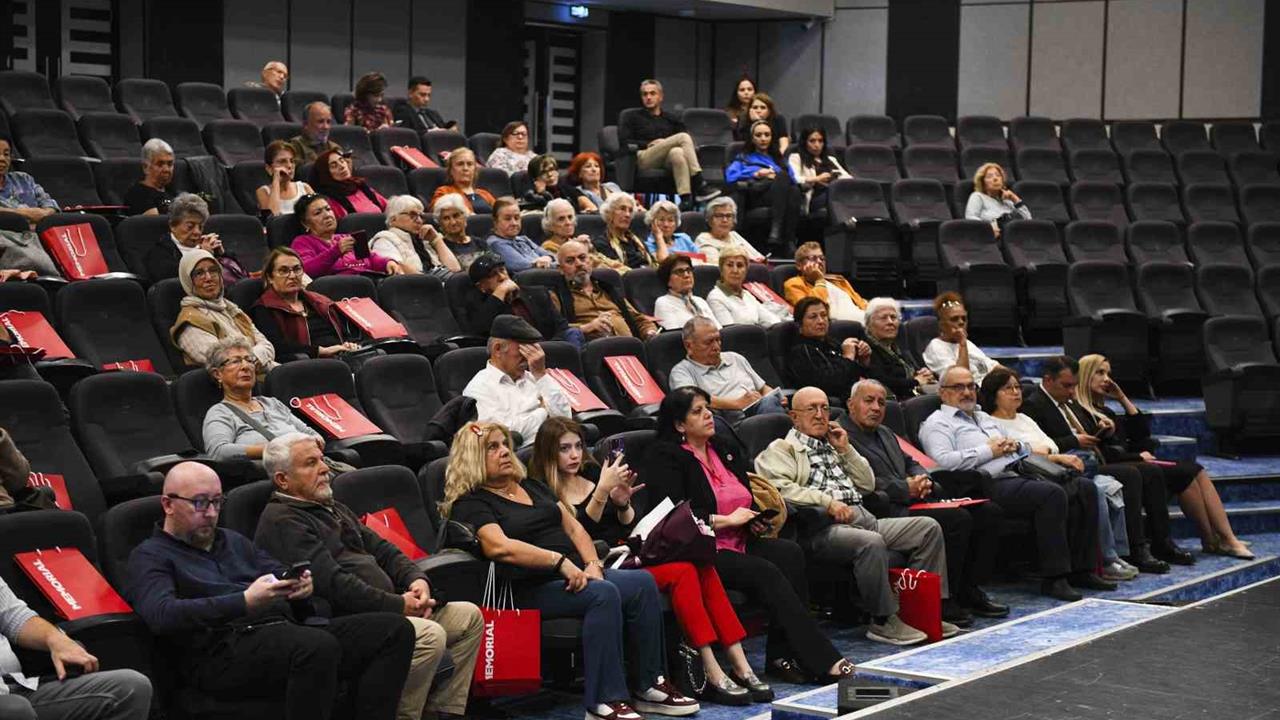 Antalya Muratpaşa'da Kalp ve Damar Hastalıkları Üzerine Seminer Düzenlendi