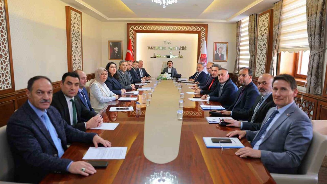 Bayburt'ta Bağımlılıkla Mücadele Toplantısı, Vali Yardımcısı Coşkun'un Katılımıyla Gerçekleşti