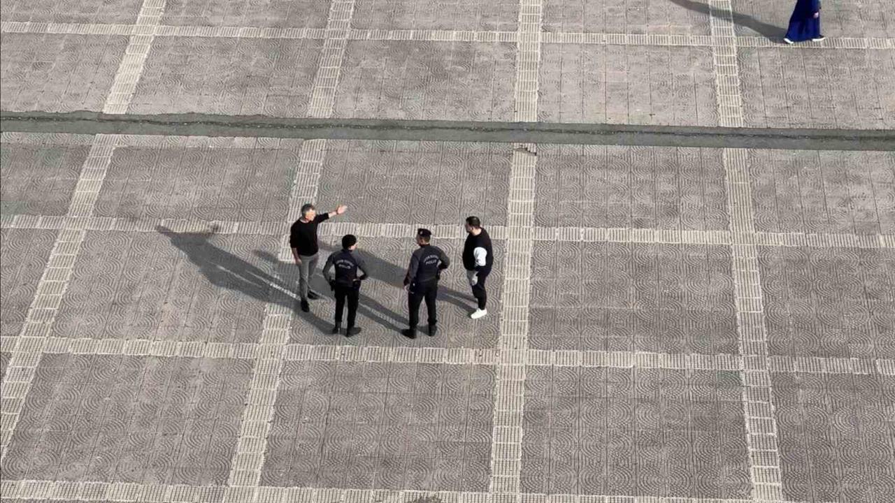 Samsun İlkadım'da Meydana Gelen Yumruklu Kavga, Polis Müdahalesiyle Önlenmiştir