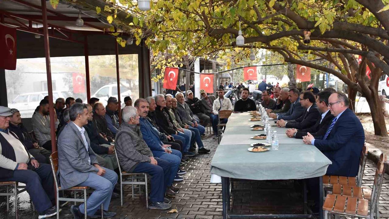 Manisa Salihli'de Kaymakam Güldoğan, 3 Mahalleyi Ziyaret Etti