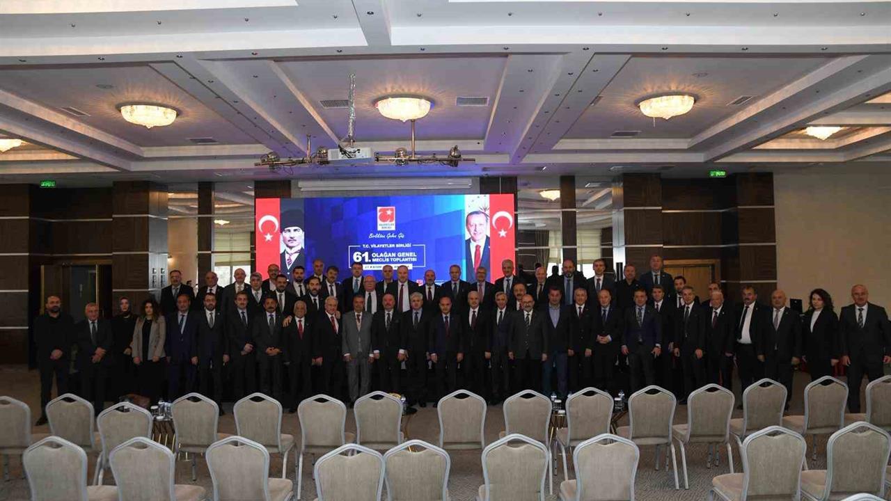 Bilecik Valisi Faik Oktay Sözer, Ankara Gölbaşı'nda Vilayetler Birliği Toplantısına Katıldı