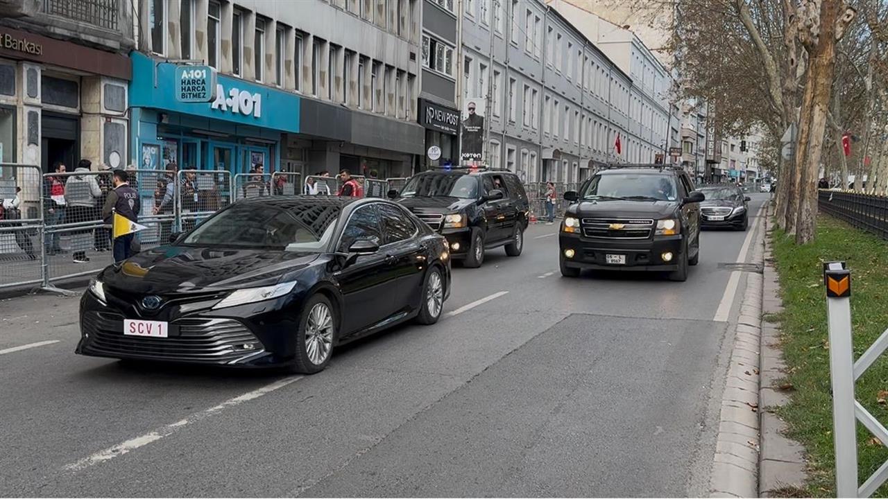 Papa 14. Leo, İstanbul'dan İznik'e Gitmek Üzere Atatürk Havalimanı'na Hareket Etti.