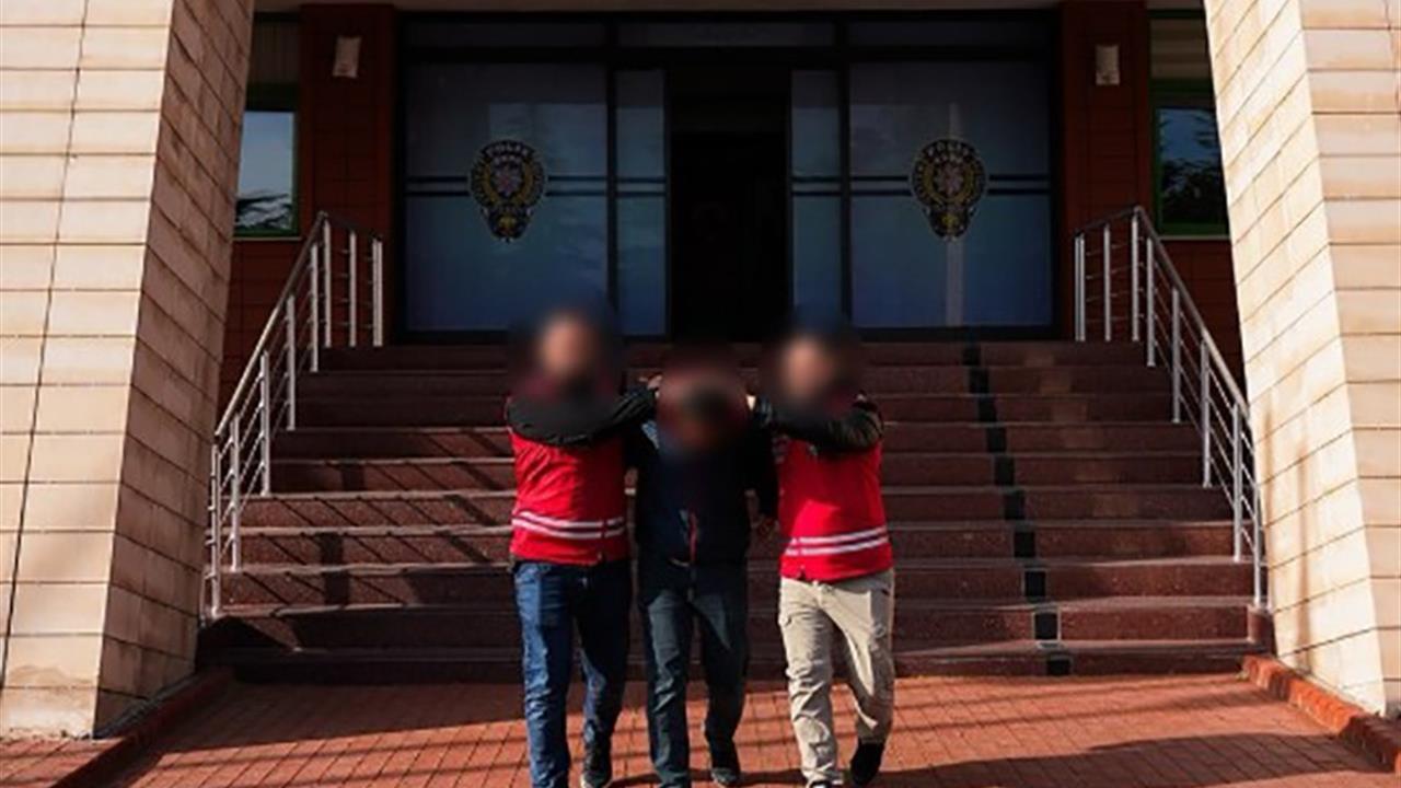 Isparta'da Polis-Asker Yöntemiyle 120 Bin TL Dolandıran Şüpheli Yakalandı