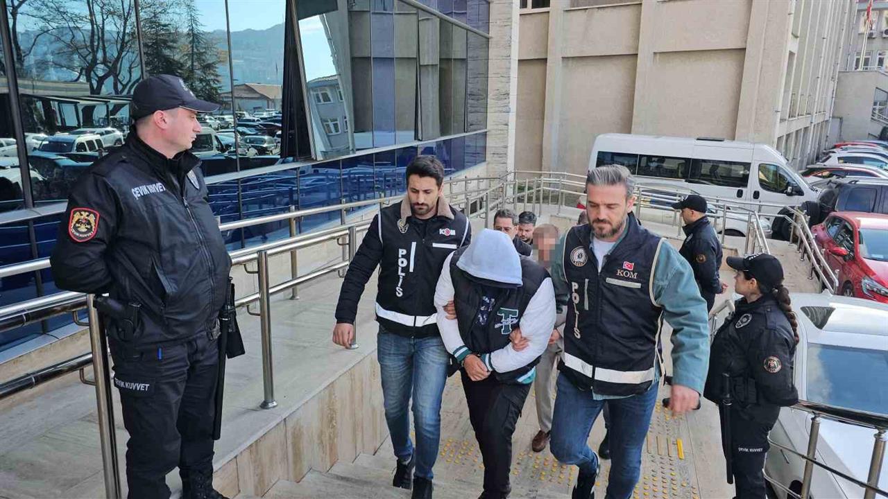 Zonguldak'ta Pos Tefeciliği Yapan İki Kişi Tutuklandı