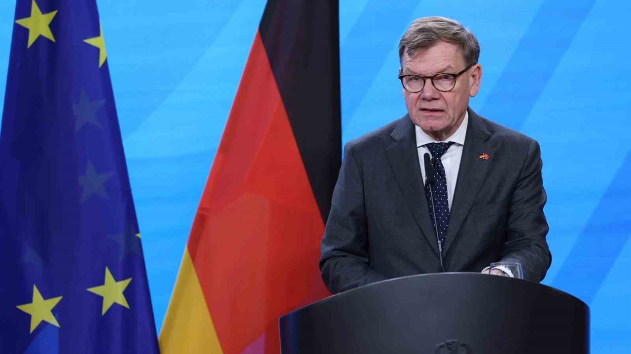 Almanya Dışişleri Bakanı Wadephul, Türkiye'nin Avrupa Birliği ile ilişkilerini güçlendirmesi gerektiğini vurguladı.