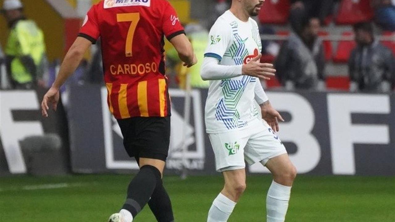 Rizespor Kayseri'de 3 Puan İçin Kayserispor ile Karşılaşacak