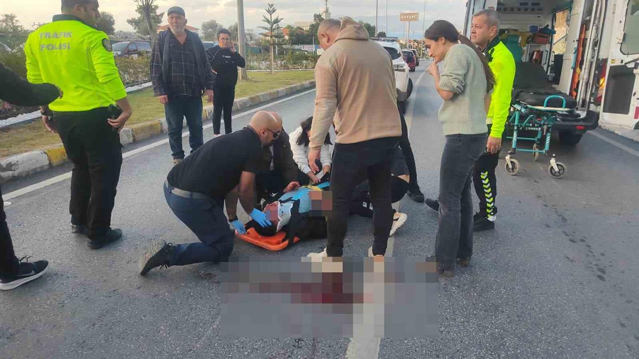 Aydın Kuşadası'nda Motosikletin Refüje Çarpması Sonucu 1 Kişi Hayatını Kaybetti