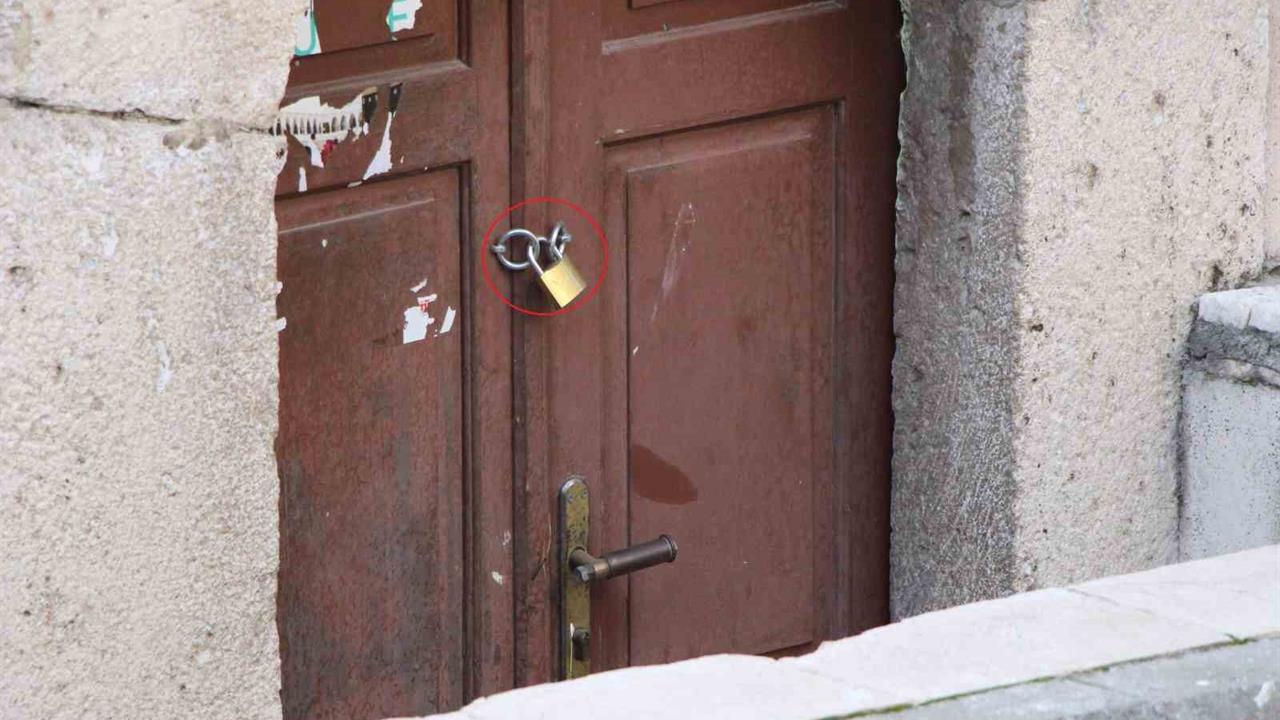 Amasya'da 9 Türbe, Usulsüz Elektrik Kullanımı Nedeniyle Kapıya Kilit Vuruldu