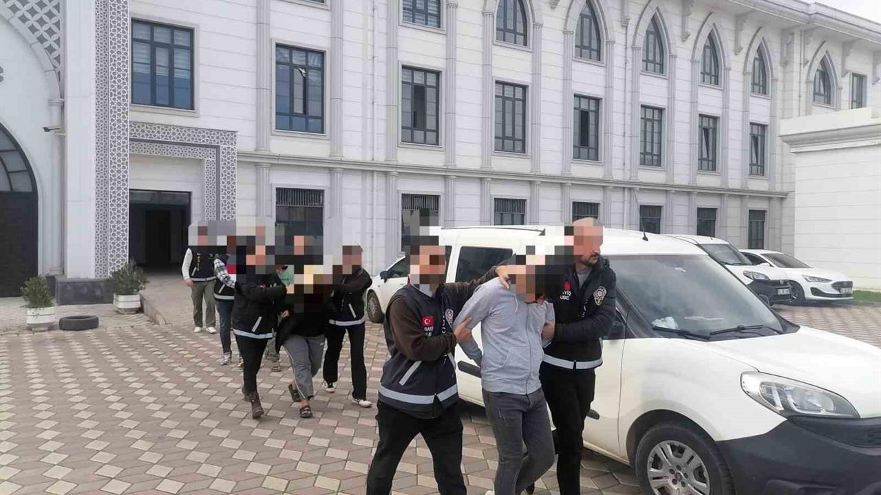 Kocaeli'nde Bir Çamaşırhanede Yaşanan Cinayetle İlgili 4 Şüpheli Tutuklandı