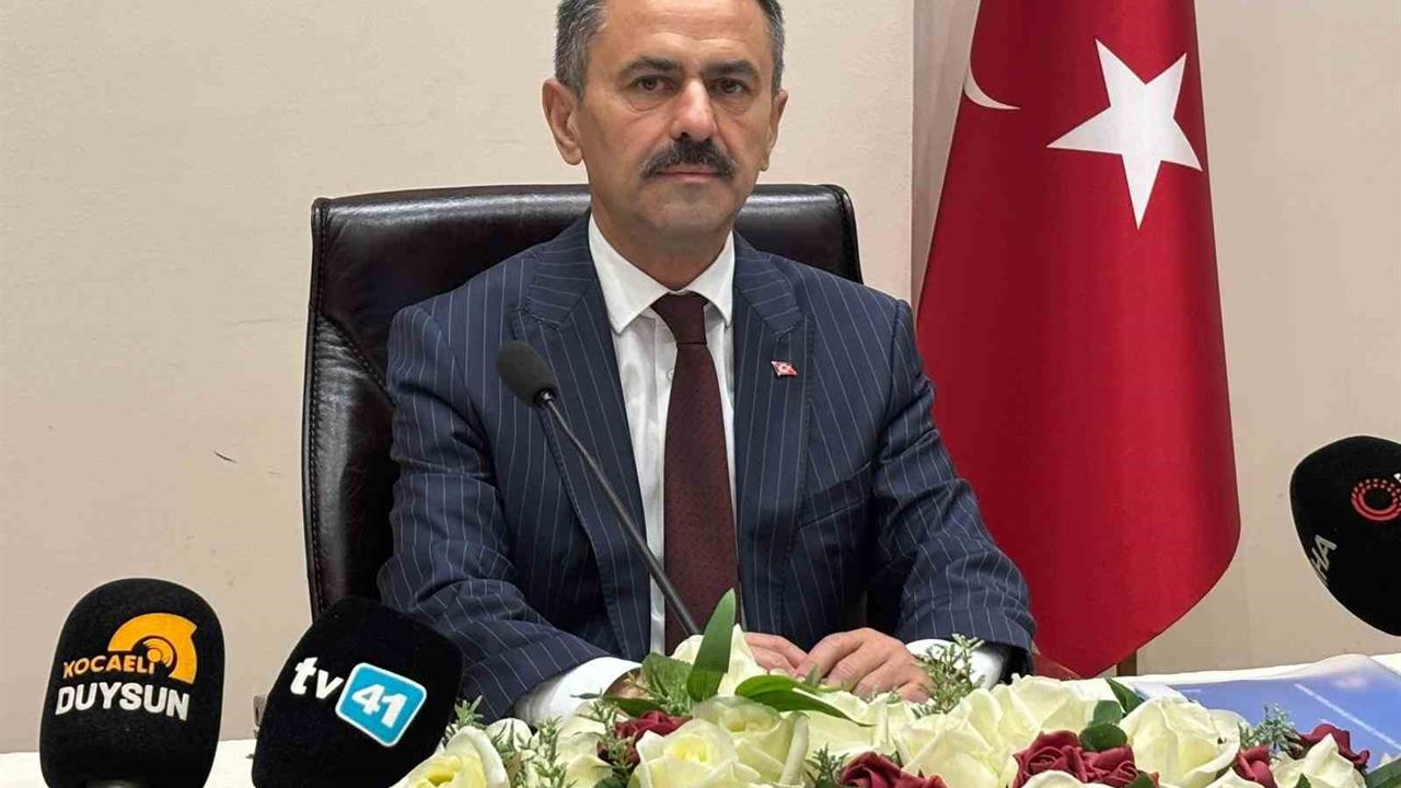 Kocaeli Kandıra'da Gemide Yangın, 1 Kişi Kurtarılmayı Bekliyor