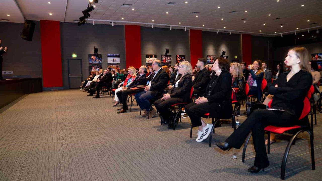 İstanbul'da TMOK Spor Kültürü ve Çalışma Grubu İlk Toplantısını Düzenledi