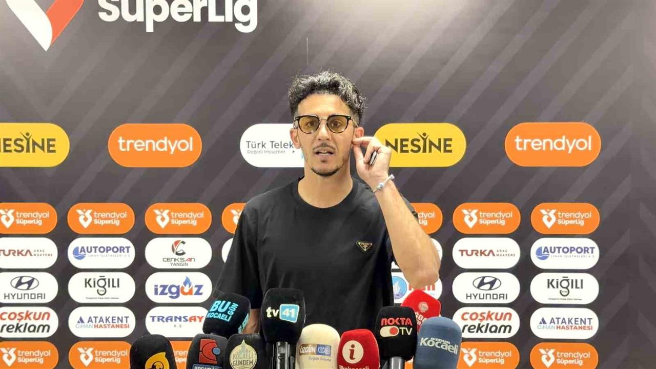 Kocaeli'de Tayfur Bingöl, 15 gol atma sözü verdi.