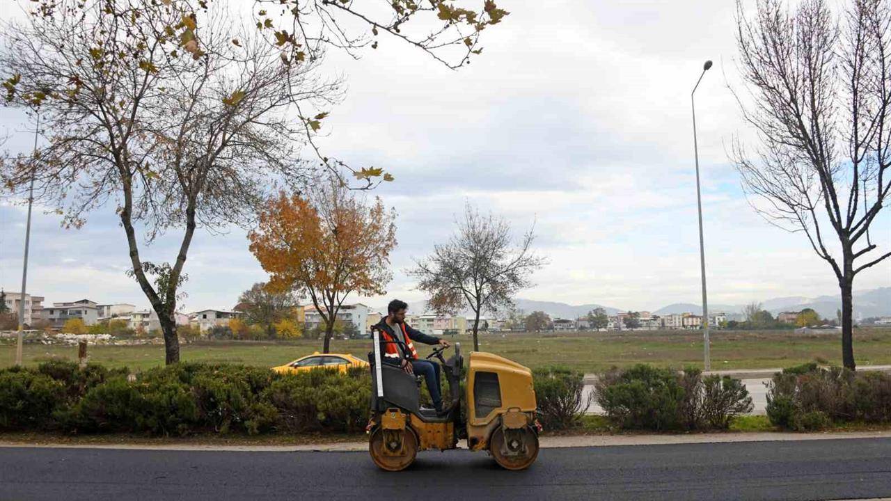 Bursa Osmangazi’de Park İçindeki Yürüyüş Yolları Yenilendi