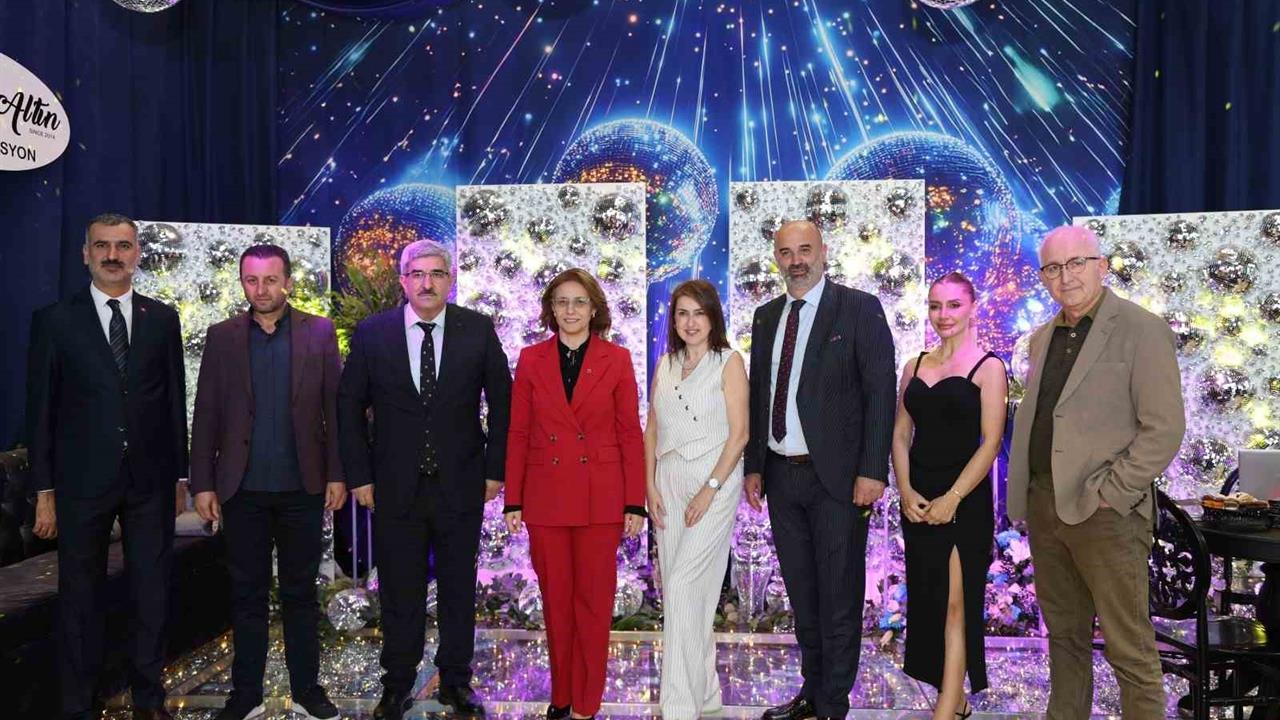 Kocaeli'de Düğün Hazırlığı Yapanlar İçin Fuar Düzenlendi