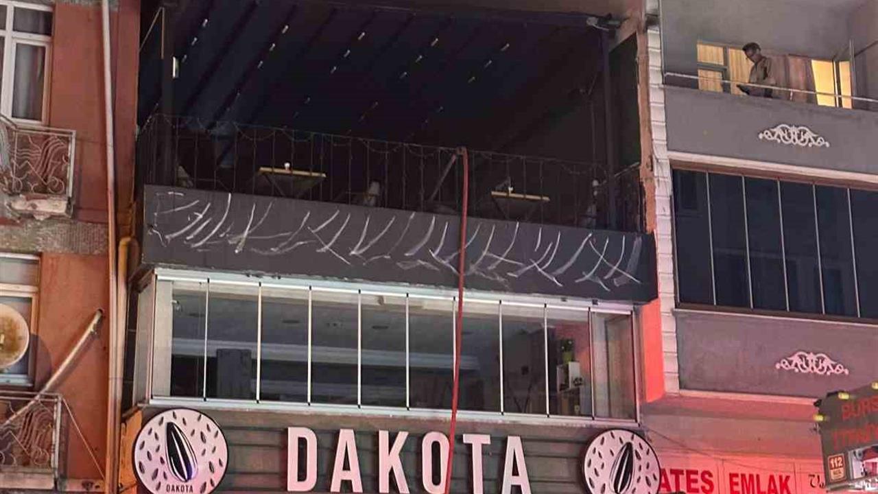 Bursa Karacabey'de Pelet Sobanın Patlaması Sonucu Yangın Çıktı