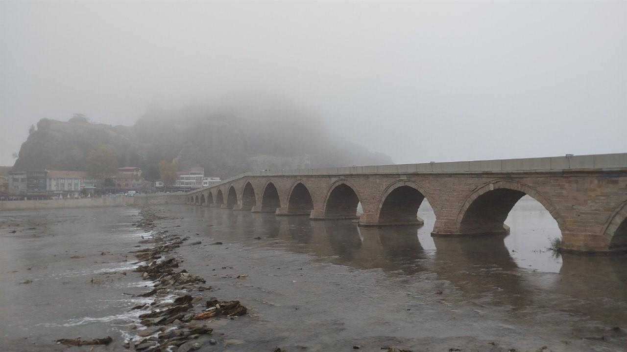 Çorum Osmancık'ta Sabah Saatlerinde Yoğun Sis Etkili Oldu