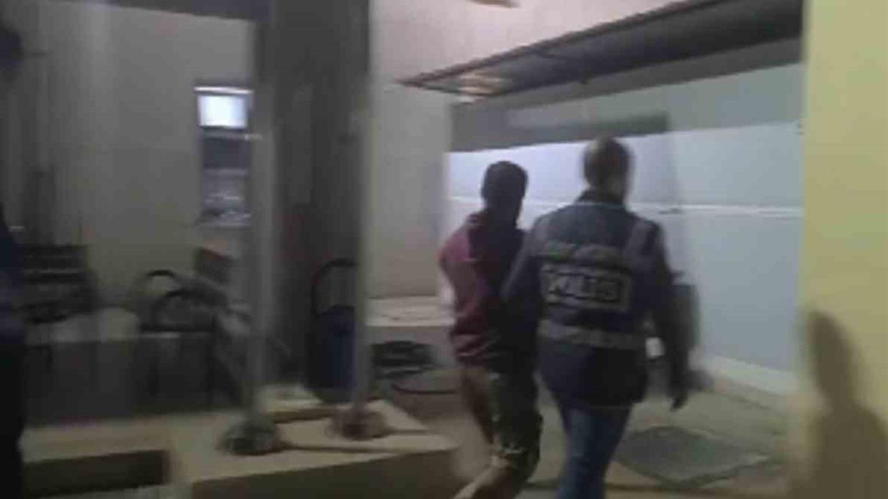 Samandağ'da Aranan A.Y. İsimli Şahıs Tutuklandı ve Cezaevine Gönderildi