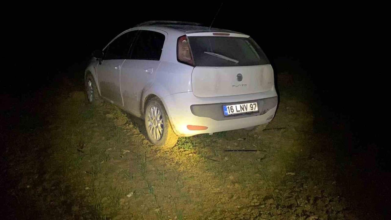 Bursa İnegöl'de Polisin Dur İhtarı Sonrası Sürücü Yaya Olarak Kaçtı