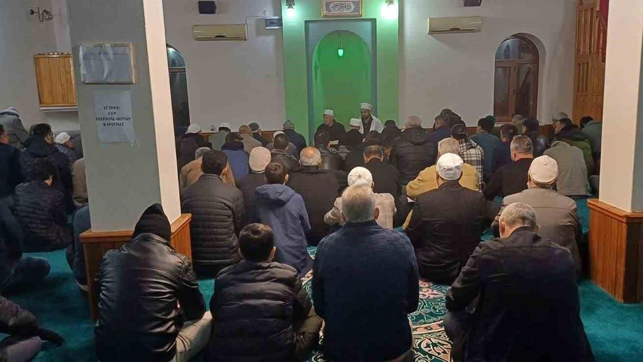 Muğla Köyceğiz'de Döğüşbelen Merkez Camii'nde Sabah Namazı Buluşması Gerçekleşti
