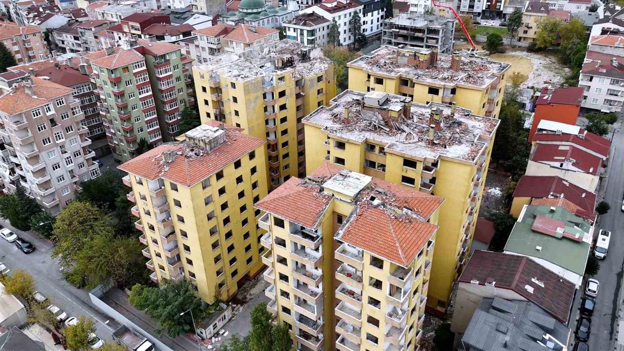 Ankara Doğuş Sitesi'nde Kentsel Dönüşüm Çalışmaları Hızla İlerliyor