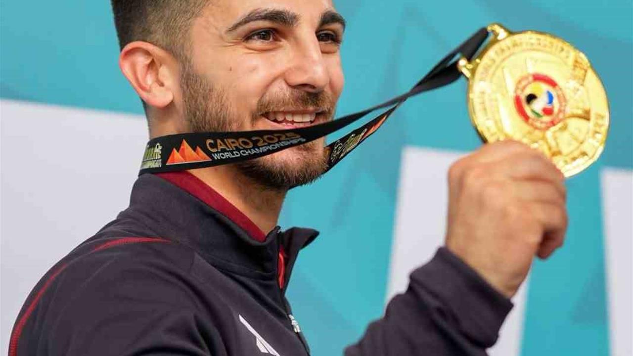 İstanbul'dan Milli Karateci Eray Şamdan, Mısır'da Altın Madalya Kazandı