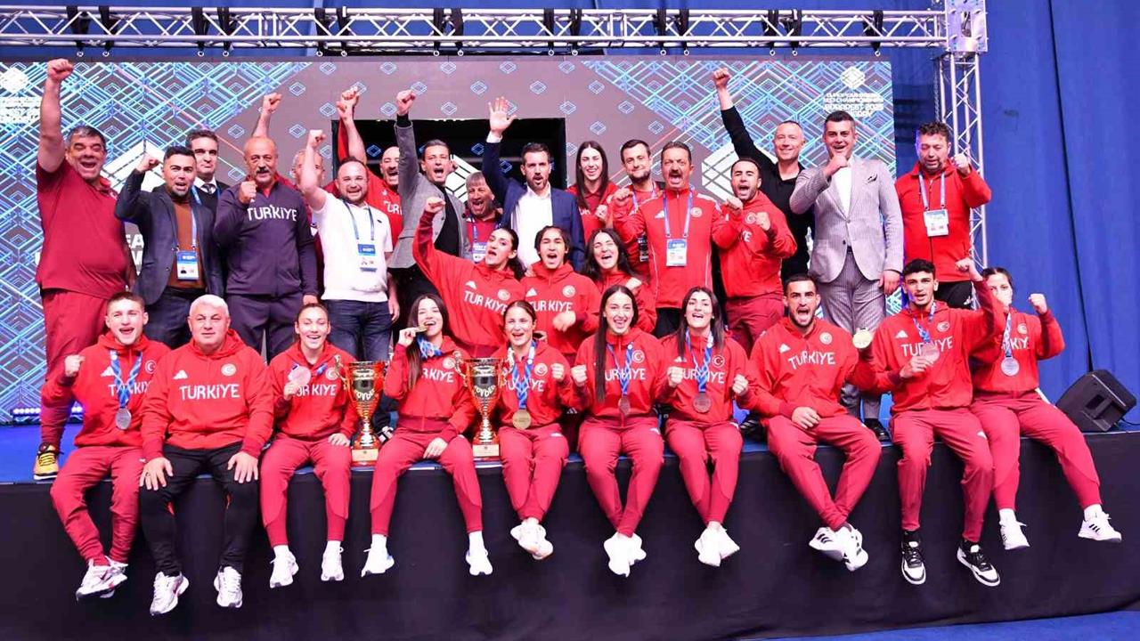 İstanbul'da U23 Avrupa Boks Şampiyonası'nda Milliler 9 Madalya Kazandı