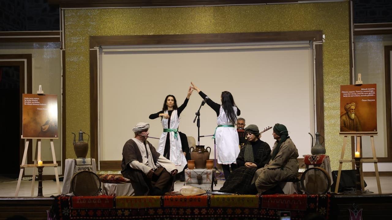 Manisa Yunusemre'de Aşk ile Akıl Programı Düzenlendi