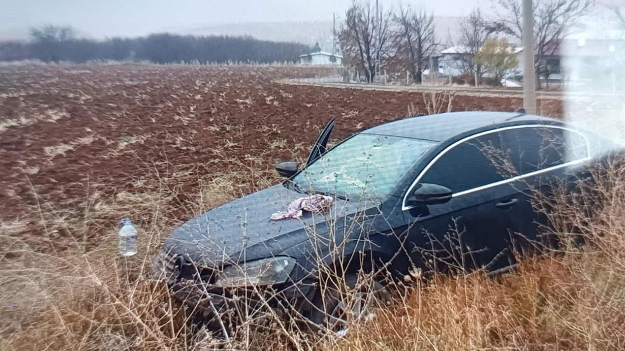 Malatya Doğanşehir'de Kontrolden Çıkan Otomobilde 4 Kişi Yaralandı