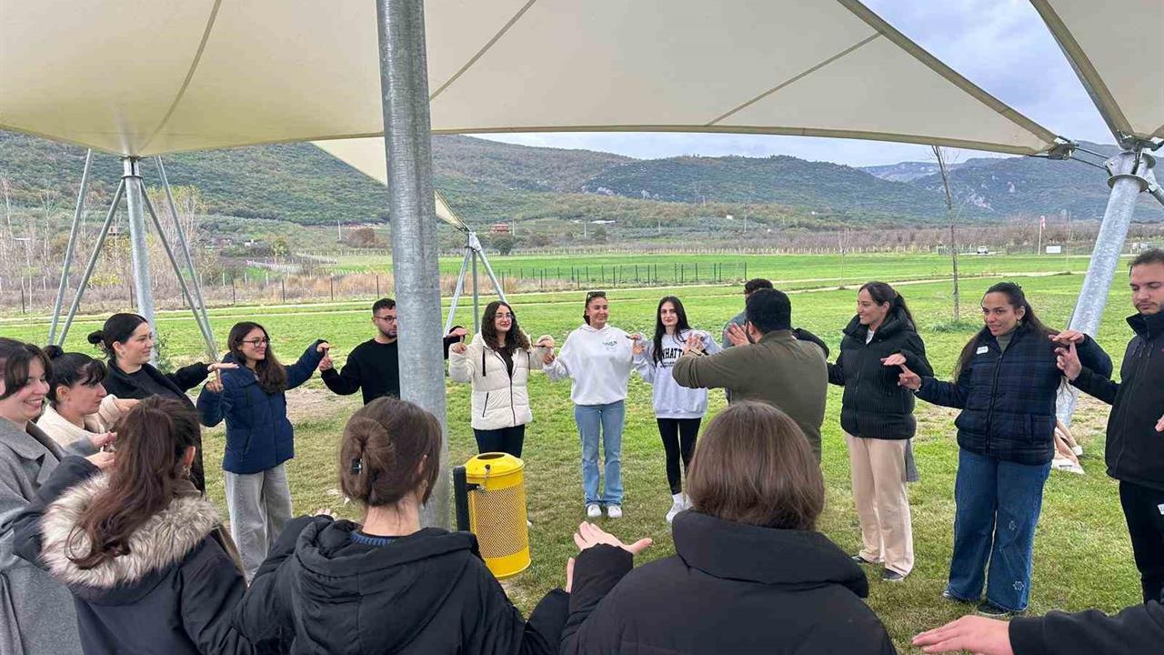 Bursa Nilüfer'de Gençlerin Katılımıyla "İklim Krizi ve Doğa Etkinliği" Düzenlendi