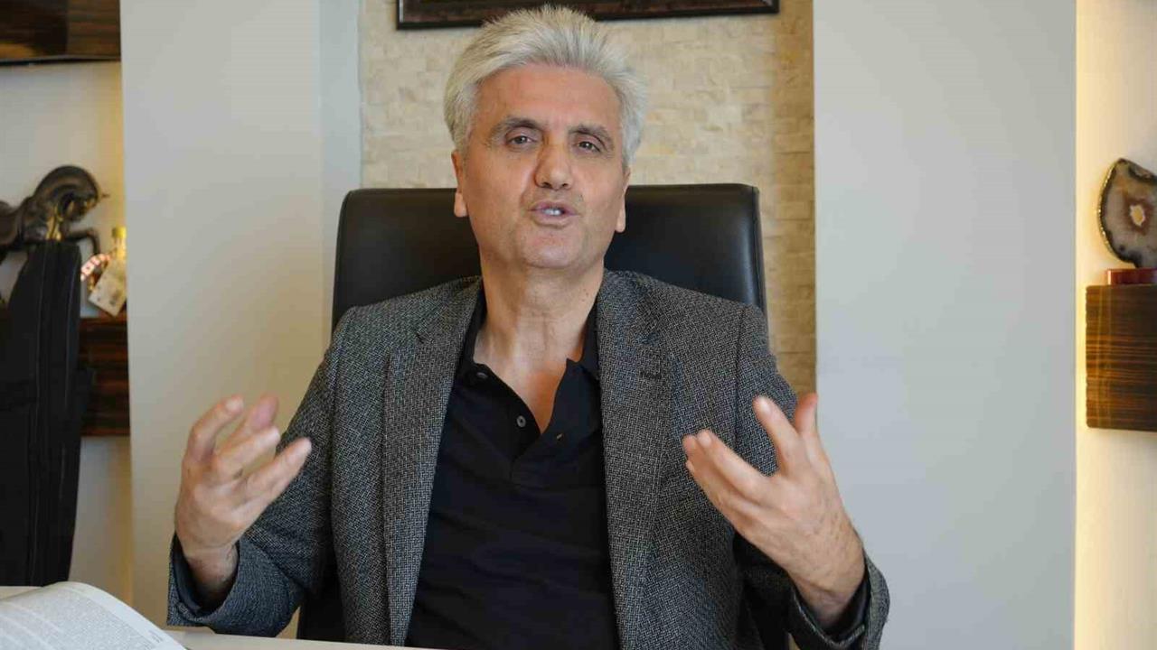 Samsun'da Uzman Doktor Çocuklarda Göğüs Büyüklüğünün Psikolojik Etkilerini Açıkladı