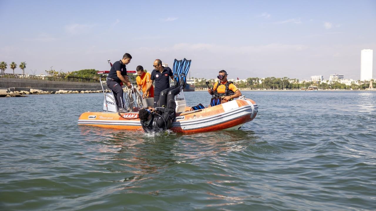 Mersin Büyükşehir’in Su Altı Kurtarma Timi: Havada, Karada, Denizde 7/24 Hazır