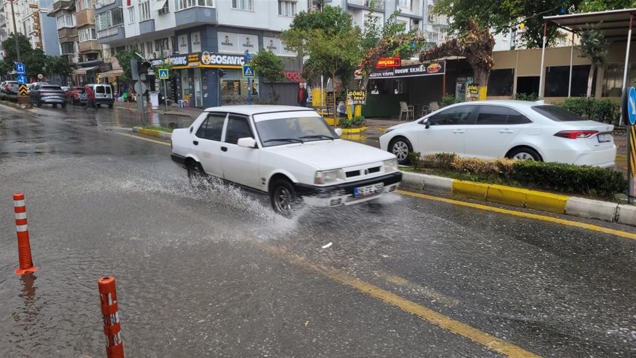Aydın'da Hafta Sonu Yağışlar Etkili Oldu, Bazı Bölgeler Rekor Kırdı