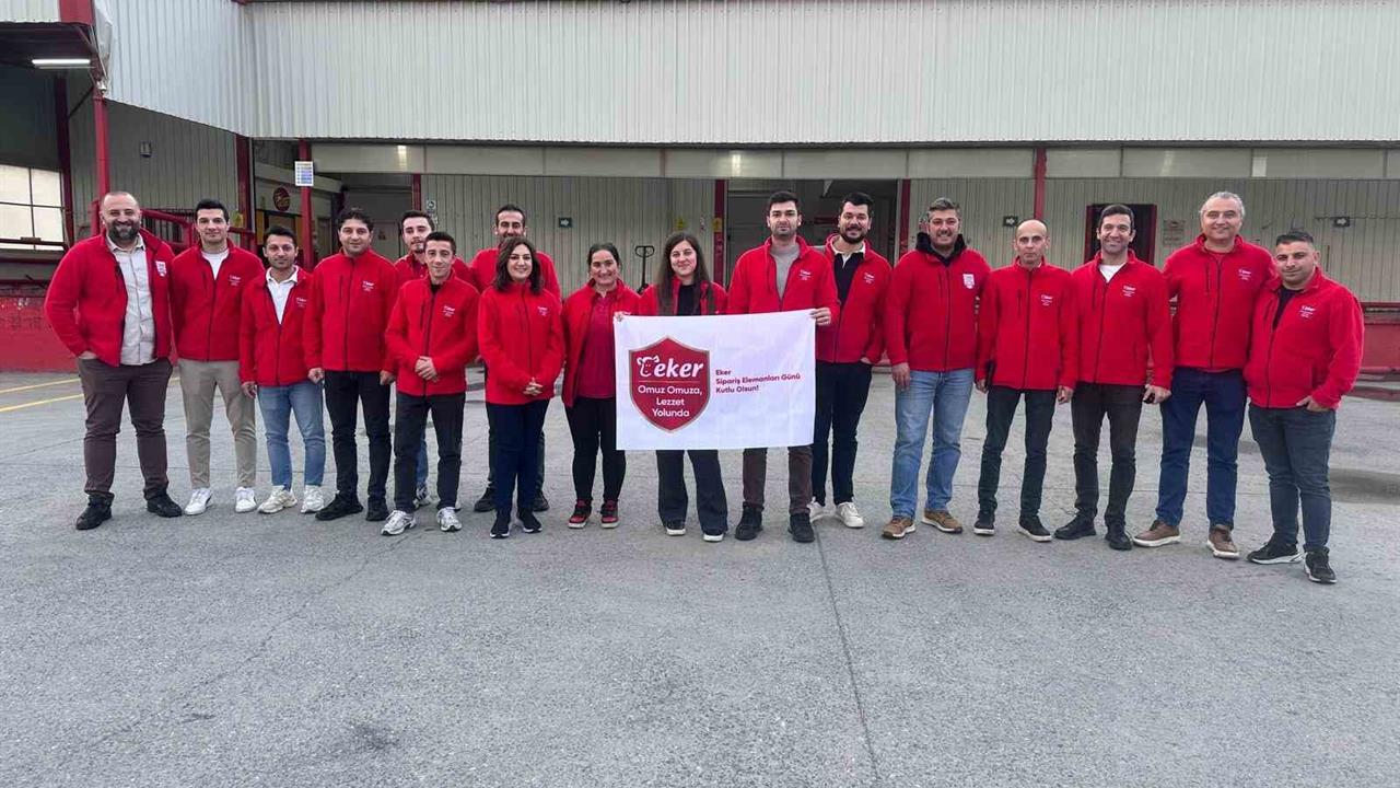 İstanbul'da Eker Sipariş Elemanları Günü Coşkuyla Kutlandı