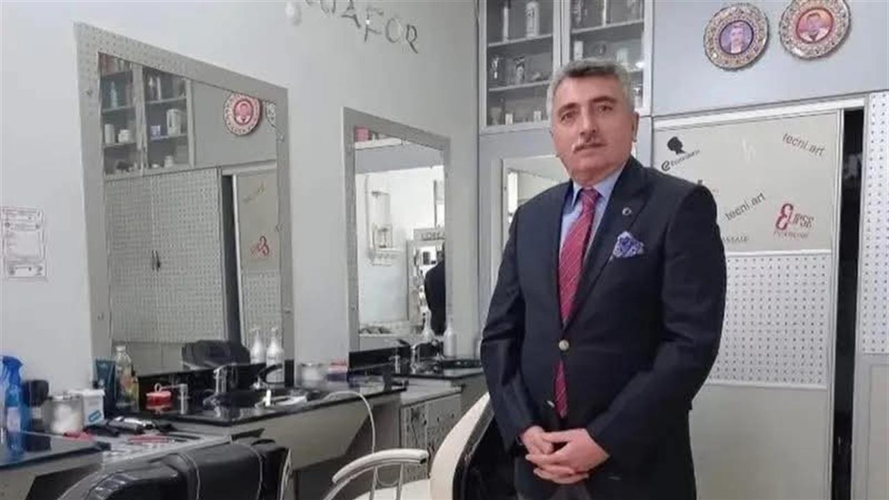 Kütahya'da Berberler ve Kuaförler Odası Başkanı Mehmet Çaltı, Trafik Kazasında Hayatını Kaybetti