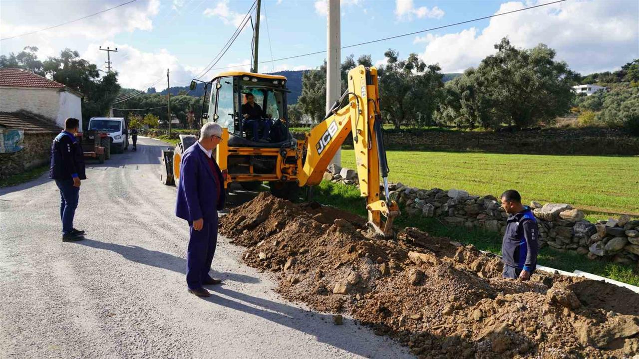 Yatağan Bencik Mahallesi'nde Eski İçme Suyu Hattı Yenileniyor